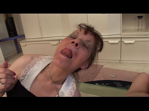 ❤️ Dos abuelas y un abuelo hacen un trío ❤️ Video de sexo en es.assay-define-smartlink.ru ❌️