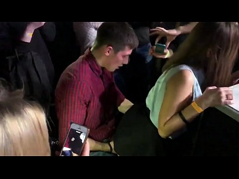 ❤️ Sexo real en una discoteca rusa. Chica rusa de 18 años en el ano y la vagina follada en un club nocturno ❤️ Video de sexo en es.assay-define-smartlink.ru ❌️